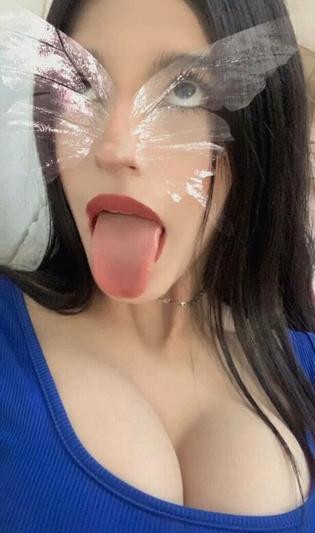 Hard2lov333 kostenlose nacktheit bild