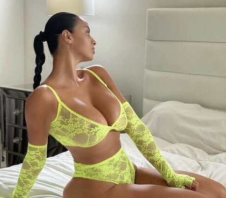 Johanna Leia freie nacktheit bild