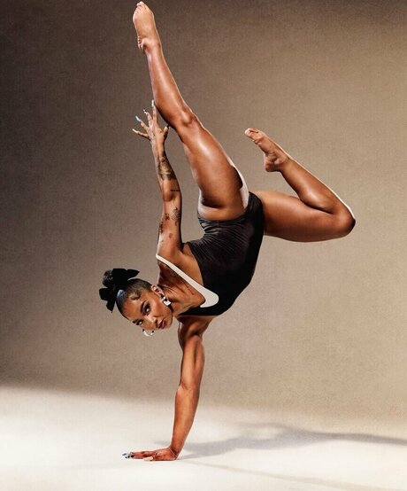 asiatische top-onlyfans erwachsene nacktheit archiv