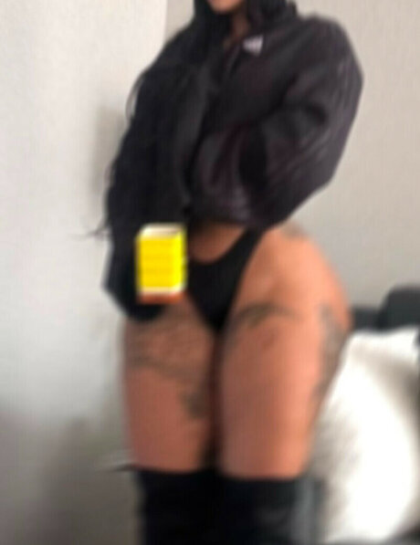 Yinett Baez beste nackten bild