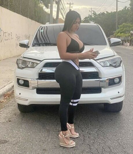 Yinett Baez beste pornostar bilder