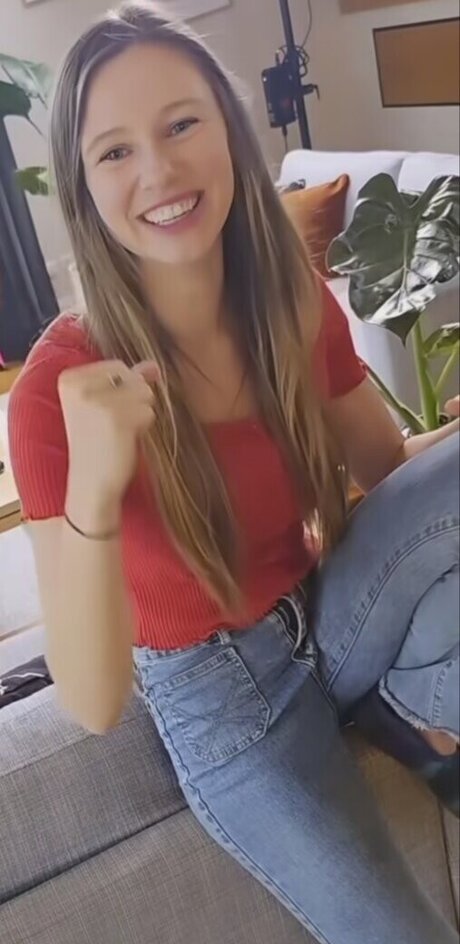 maskenbildnerin onlyfans schöne kunst bild