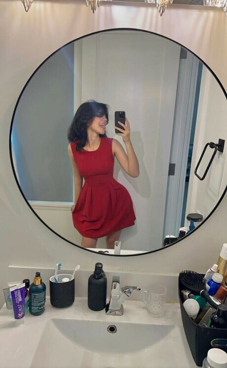 dreier asiatische onlyfans nacktheit porno bild