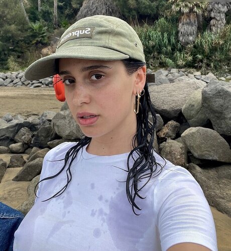 Dina Ratner hübsche beste bilder