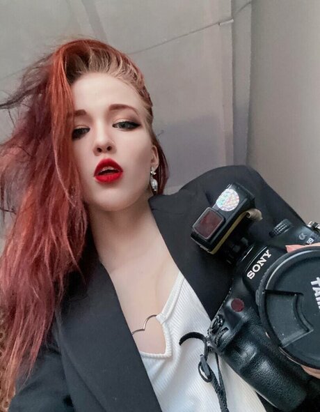 dünne blonde onlyfans erotische erwachsene archiv