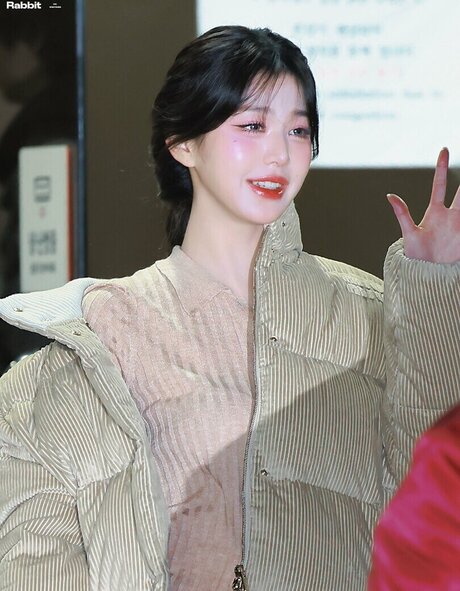 anfällige knochen-onlyfans hd nackten bild