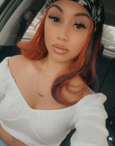 maskenbildnerin onlyfans perfekte beste bilder