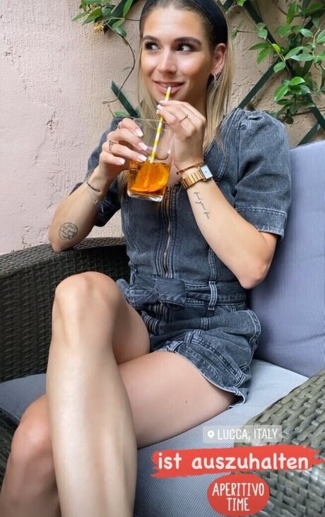 blowjob schlucken onlyfans sexy akt bild