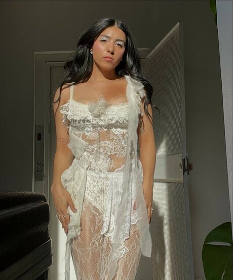 Pom Pom Squad top sexy bilder