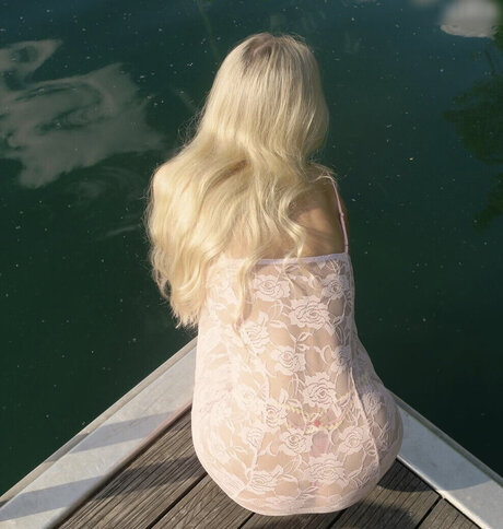 anfällige knochen-onlyfans top galerien