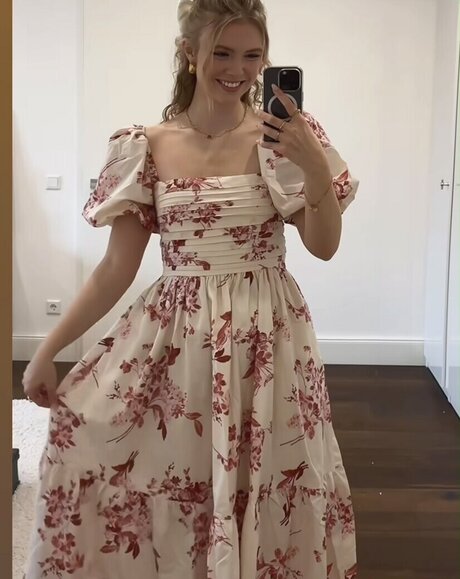 blonde heiße frau onlyfans hübsche nackt bild