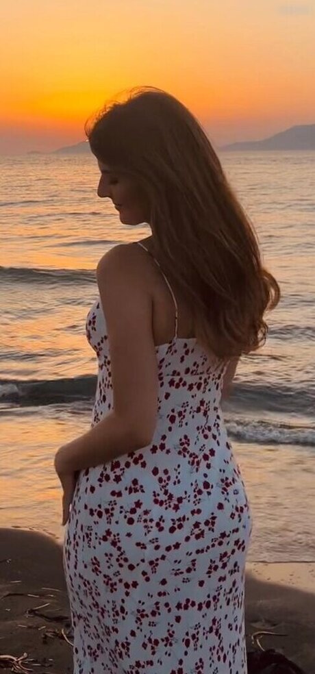 Melina msxou erwachsene nackt foto