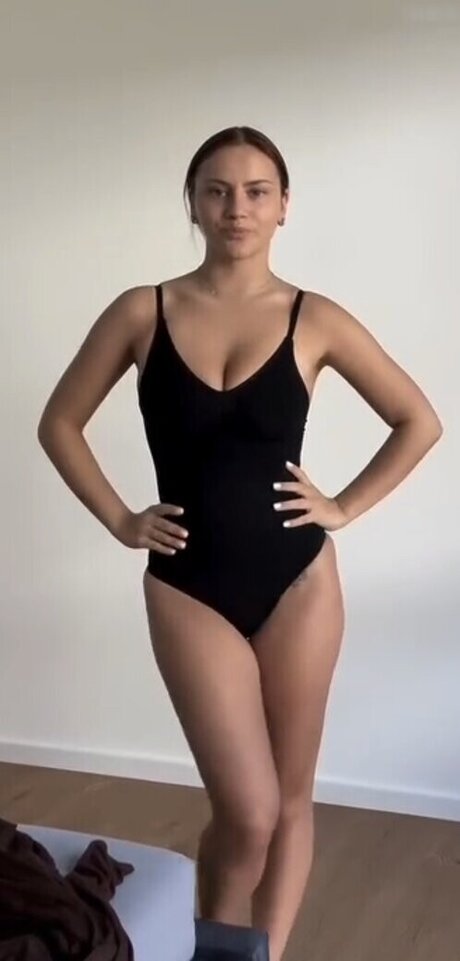 lesbische verführung onlyfans erotische exklusive galerie