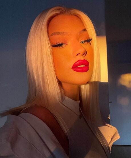 Elaine Victoria heiße sex foto