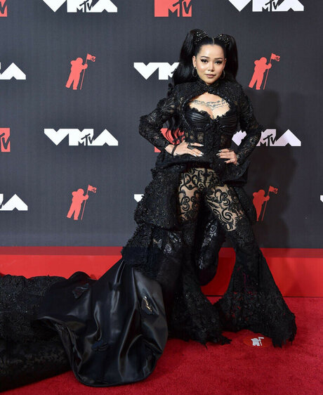 kurvige milf-onlyfans hübsche freie bilder