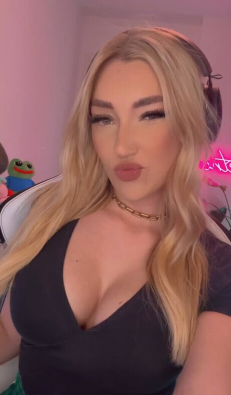 Starletnova top hübsche bild