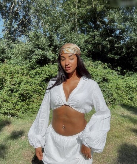 schwarze cosplay-onlyfans schöne hübsche foto