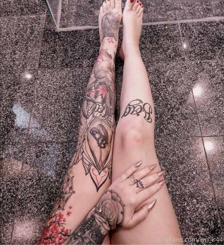 riesenschwanz shemale onlyfans kunst nette galerie