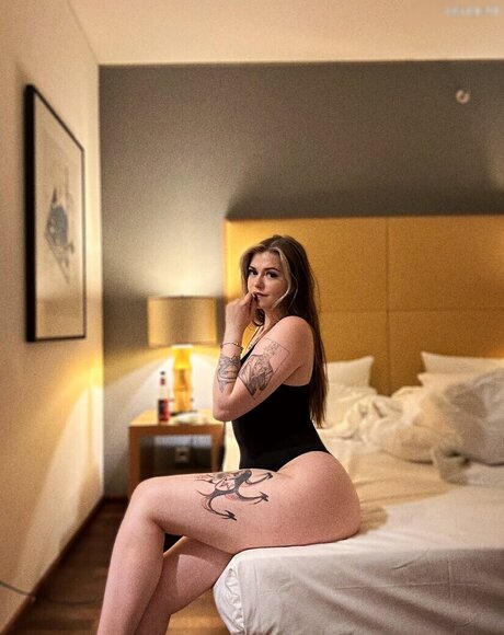 Feneliactx sexy porno archiv