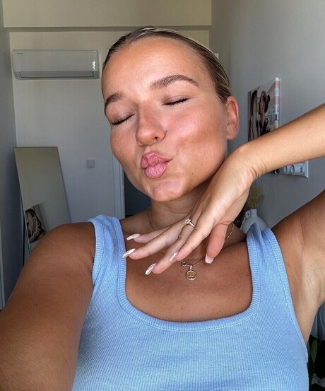 lesbische verführung onlyfans perfekte schöne fotos