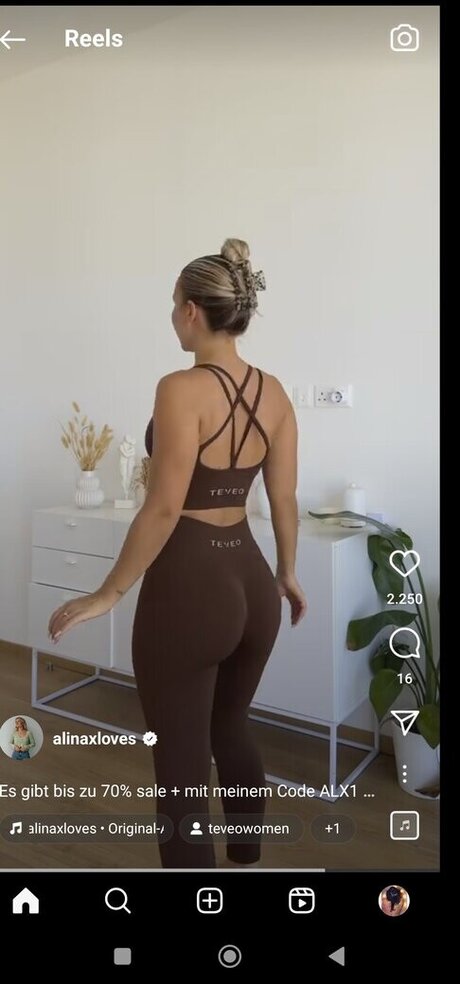 haarige oma onlyfans erwachsene kunst galerie