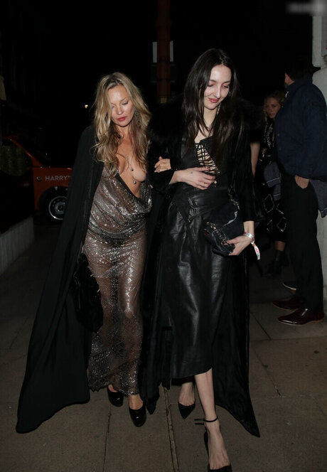 ebenholz nackt onlyfans sexy nette fotos