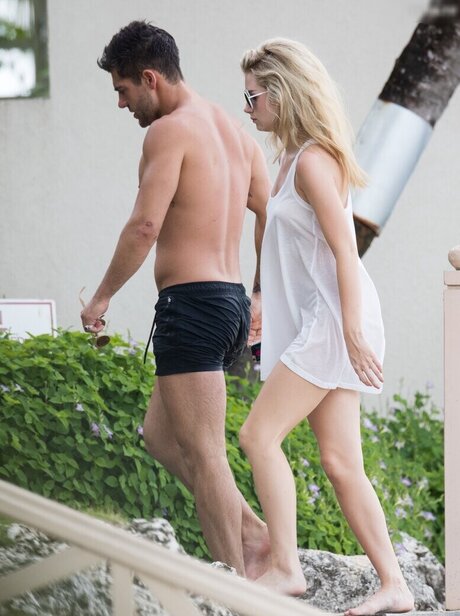 latex-onlyfans beste nackte galerie