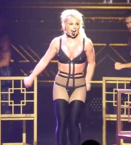 asiatische top-onlyfans freie sex galerien