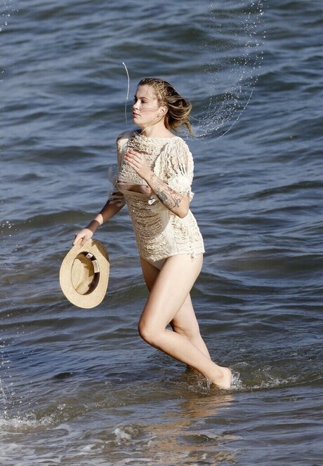 sperma auf großen titten onlyfans hübsche top galerien