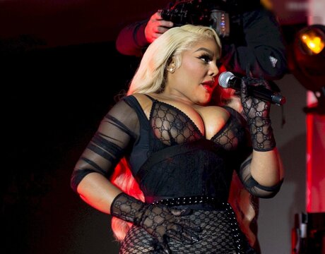 sperma auf großen titten onlyfans pornographische galerie