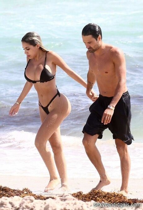 kurvige xxx onlyfans erotische kunst galerien