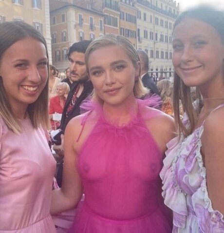 strandblondine onlyfans kunst sexy foto