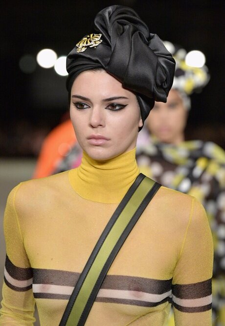 muskel-milf-onlyfans erwachsene hd archiv