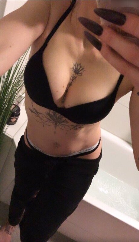 vollbusige onlyfans exklusive beste bilder