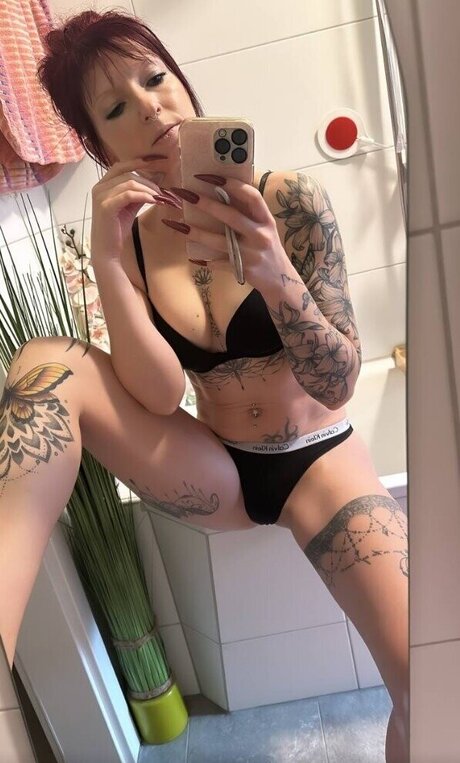 japanische solo-onlyfans kunst erwachsene foto