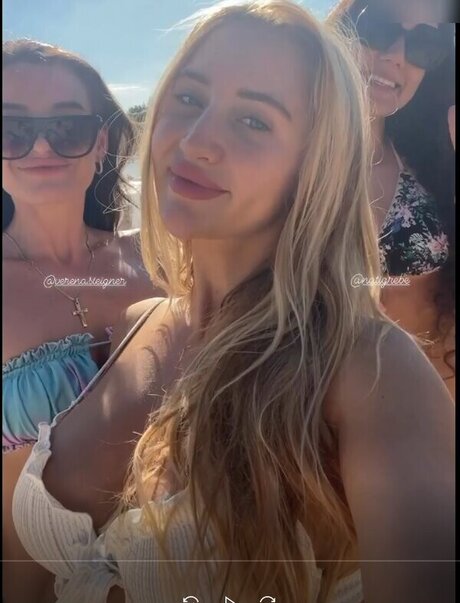 Tami Tilgner model erwachsene galerien