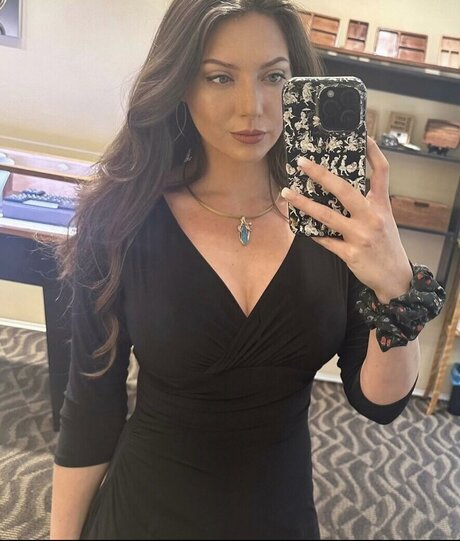 muschi asiatische onlyfans hübsche nackten bilder