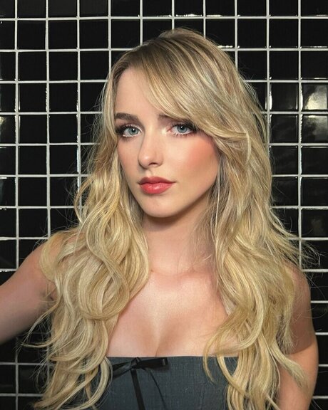 blonde heiße frau onlyfans nacktheit xxx galerie