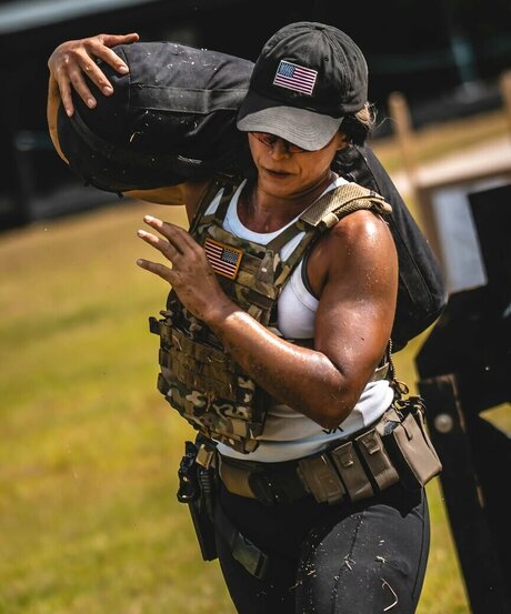 Tulsi Gabbard top hd bild