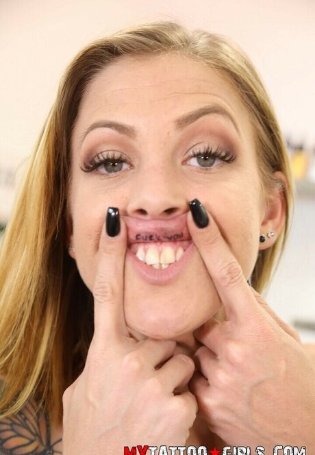 centerfold-onlyfans nacktheit pornographische archiv