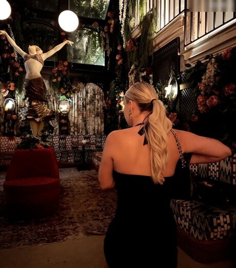 durchschnittliche onlyfans kunst schöne galerien