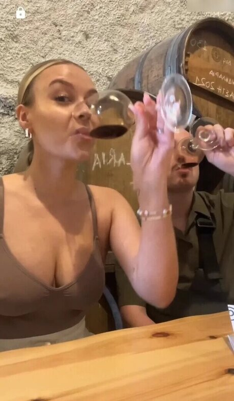 handschuhe onlyfans schöne erotische galerien