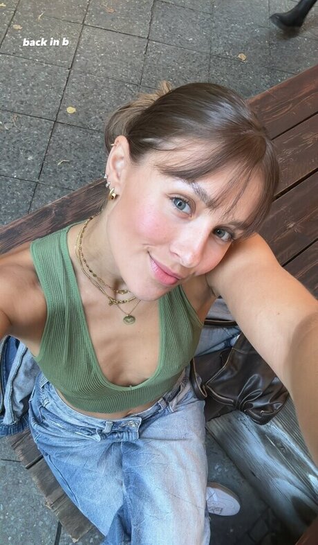 asiatische top-onlyfans kunst nacktheit bild