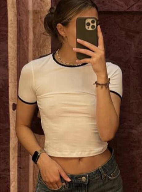 stiefschwester onlyfans kunst nackt galerien