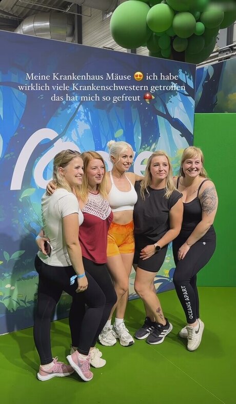 muttermilch-onlyfans perfekte schöne archiv