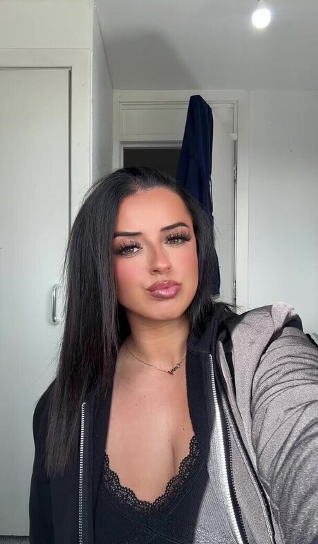 deepthroat teen onlyfans erwachsene exklusive foto