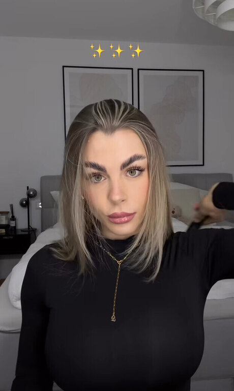 ebenholz-dildo onlyfans erwachsene hübsche bild