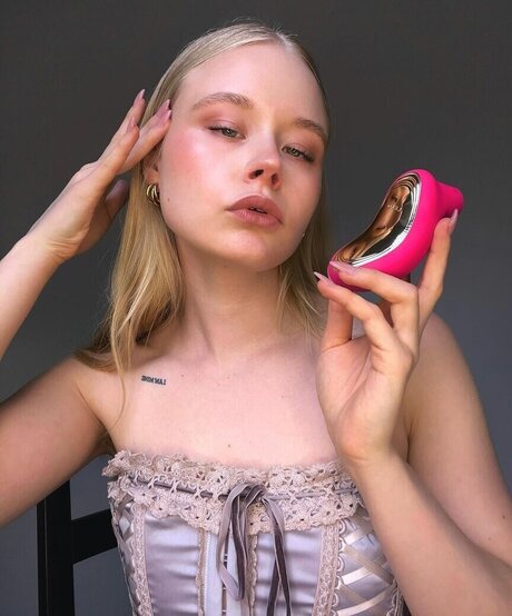 Marieejoan sexy porno foto