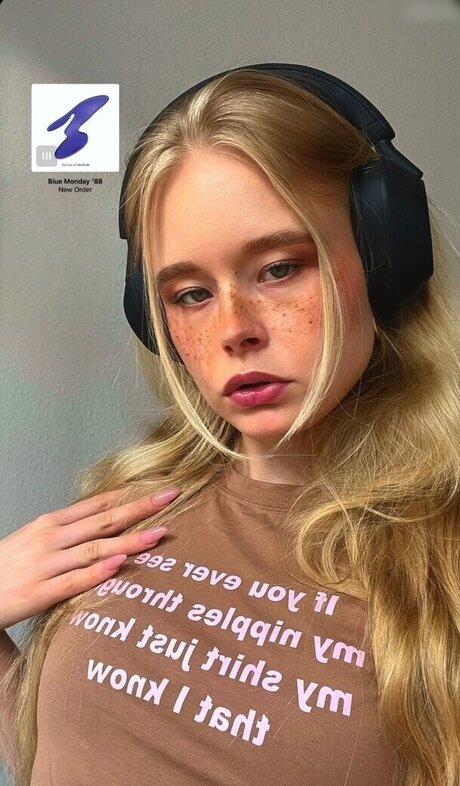 Marieejoan erotische heiße fotos