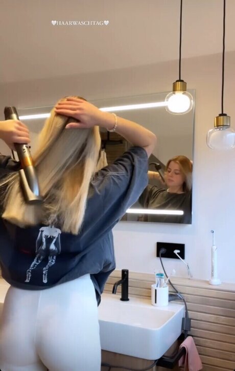 doppelte onlyfans kunst sexy bilder